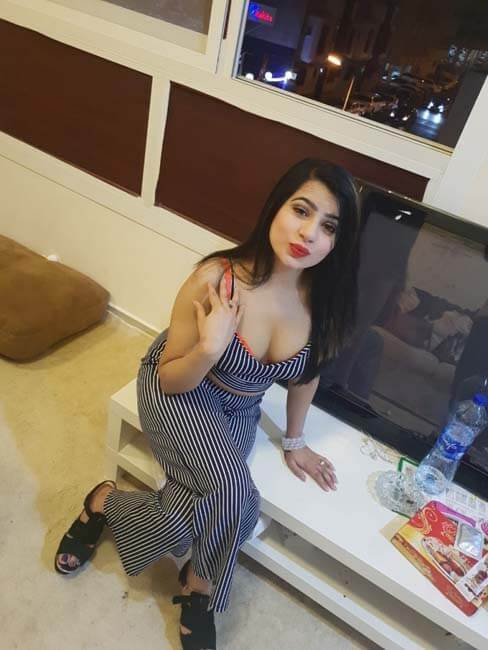 Escort Service Jahanvi In Dwarka